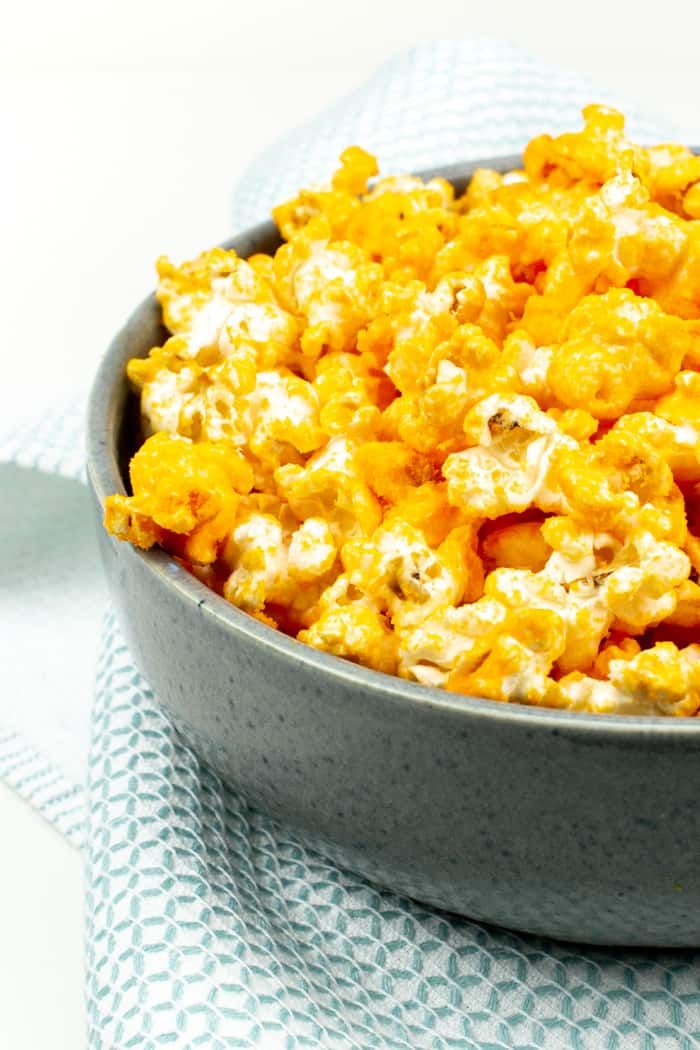 Cheddar gourmet popcorn